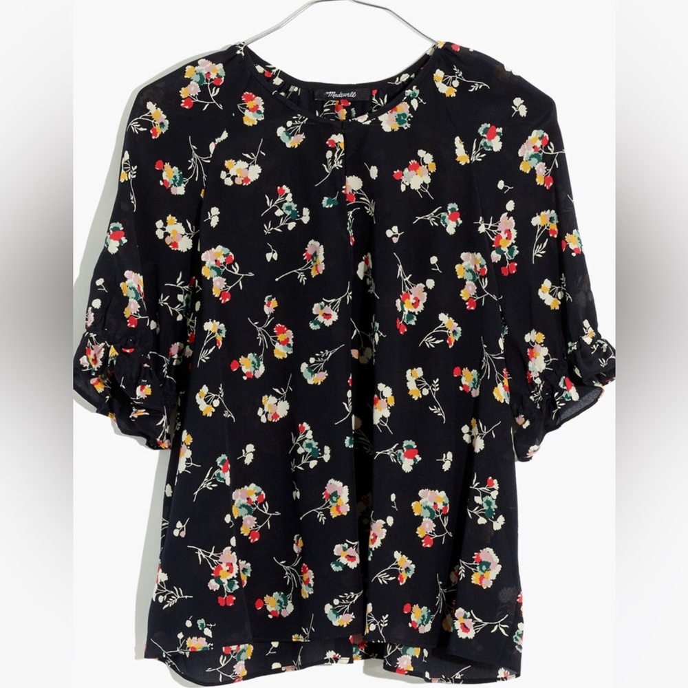 Madewell Silk Notched Ruffle-Cuff Top in Carnation Toss